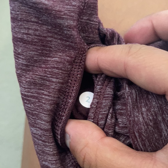 Lululemon Wunder Under Leggings Sz 2 - Picture 3 of 3